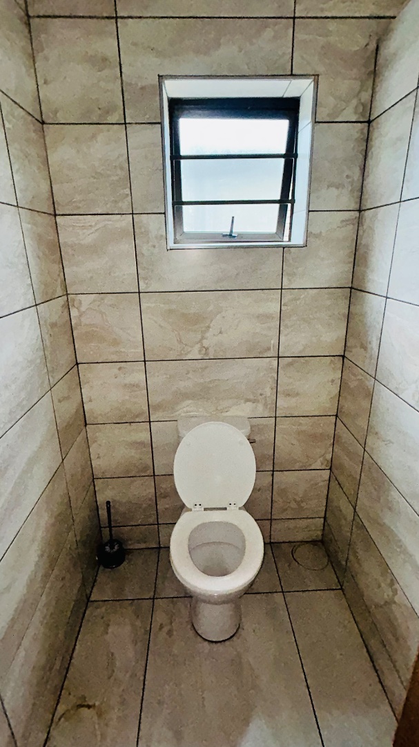 Commercial Property for Sale in Southernwood Eastern Cape